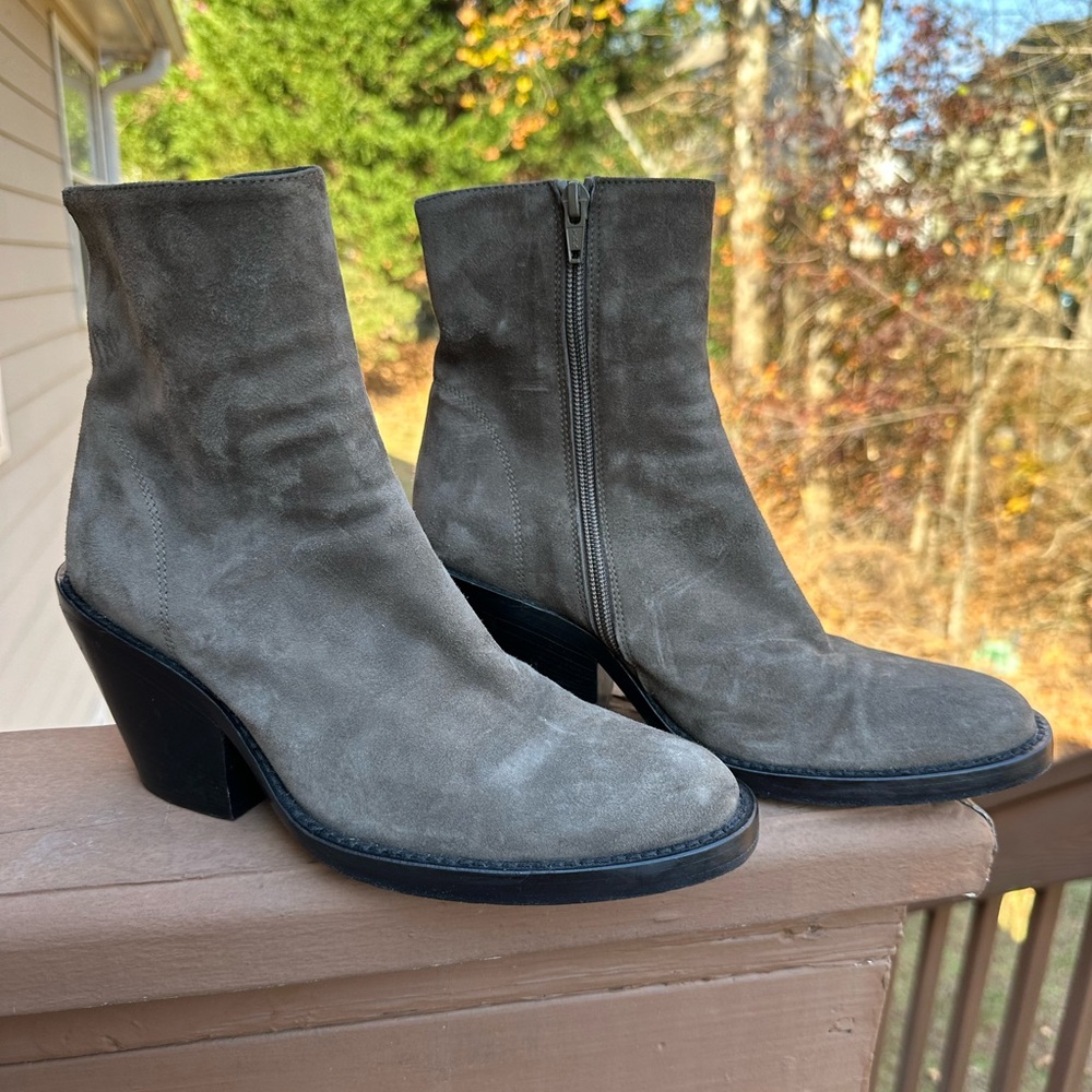 Ann Demeulemeester Suede Ankle Boots